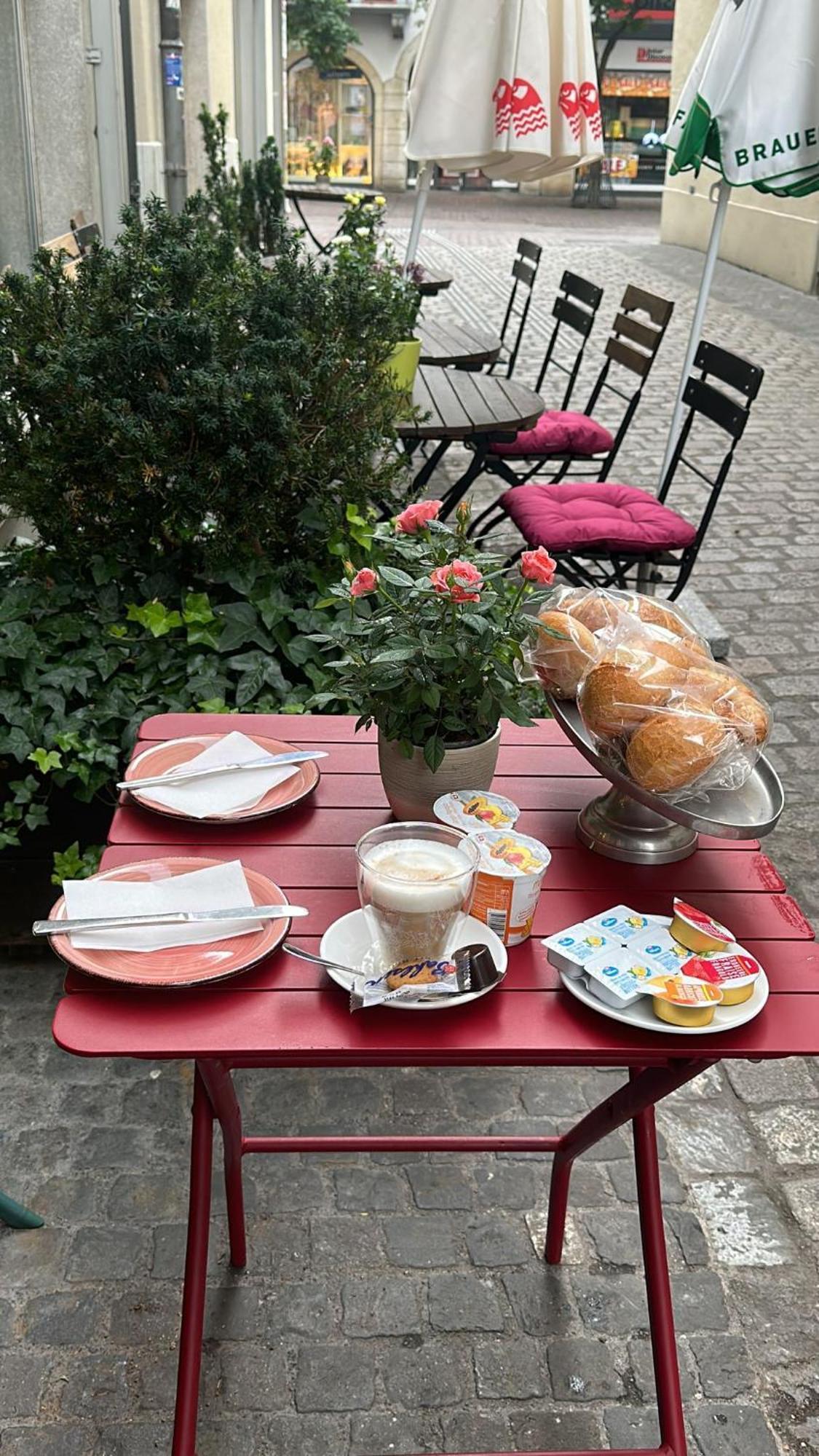 Hotel & Backpackers Zak Schaffhausen Buitenkant foto