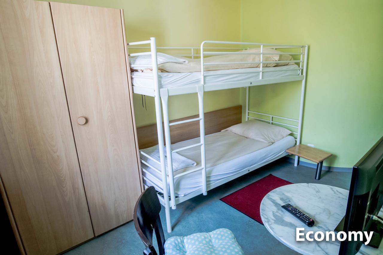 Hotel & Backpackers Zak Schaffhausen Buitenkant foto