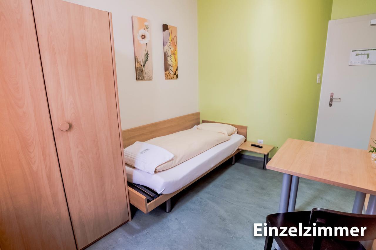 Hotel & Backpackers Zak Schaffhausen Buitenkant foto