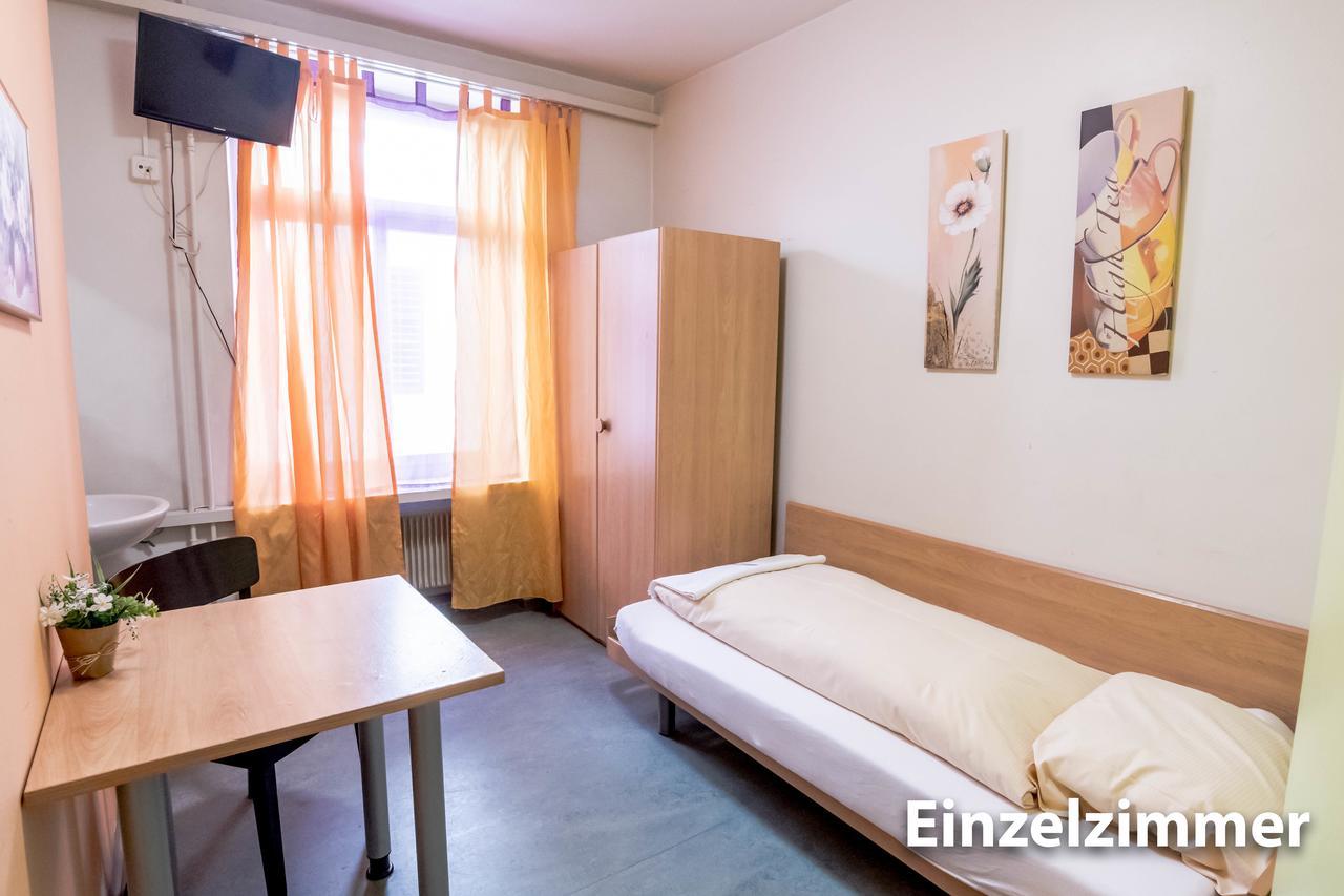 Hotel & Backpackers Zak Schaffhausen Buitenkant foto