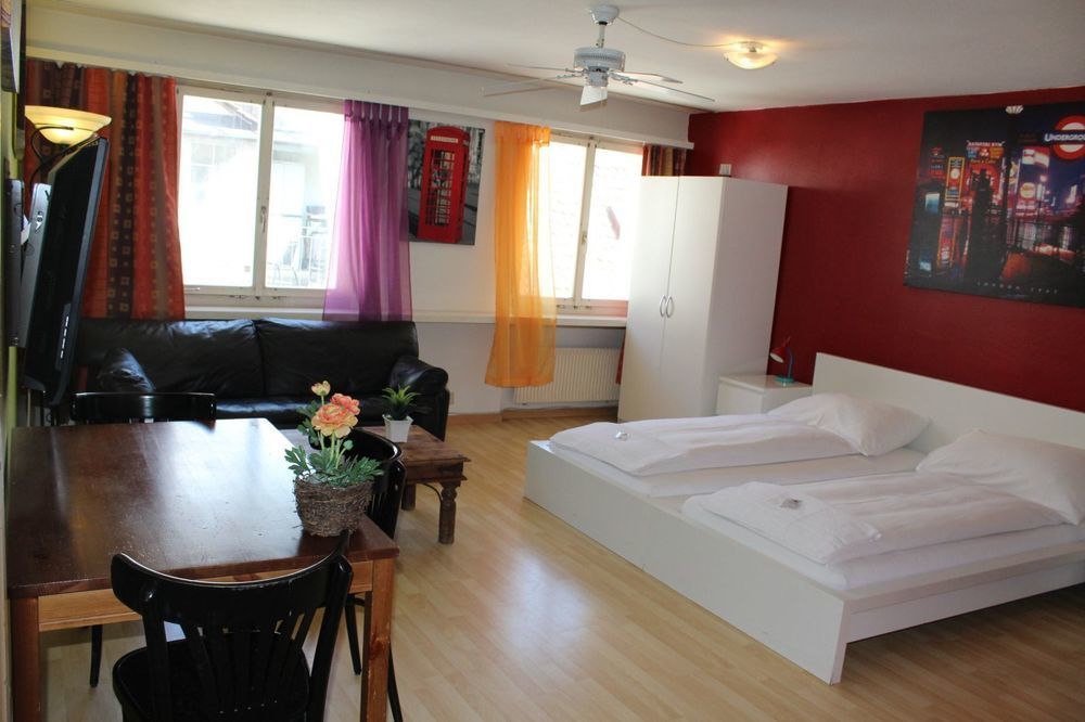 Hotel & Backpackers Zak Schaffhausen Buitenkant foto